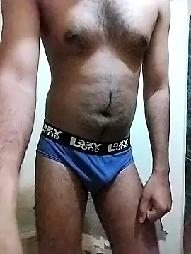 Snapshot of sanju599 chatting on 12/22/25, 05:43 sanju599 online show from 12/22/25, 05:43