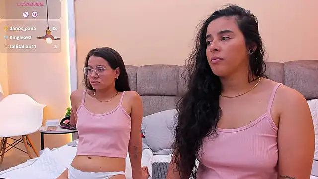 Dilan y Mia online show from 12/12/24, 05:15