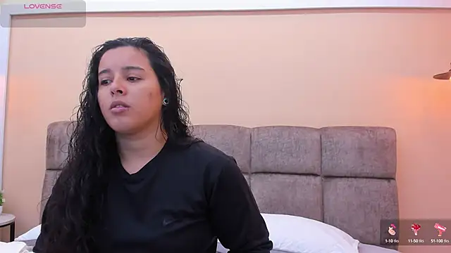 Dilan y Mia online show from 01/09/25, 02:29