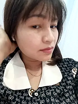 Snapshot of AssAsiancute chatting on 01/12/25, 12:01 AssAsiancute online show from 01/12/25, 12:01