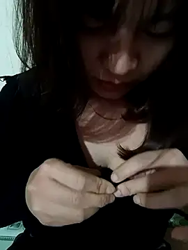 Snapshot of AssAsiancute chatting on 01/12/25, 04:29 AssAsiancute online show from 01/12/25, 04:29