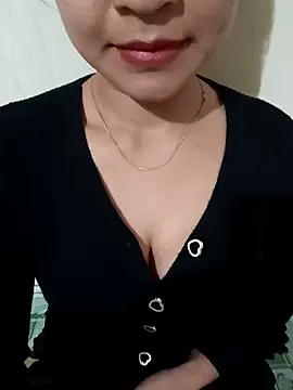 Snapshot of AssAsiancute chatting on 01/13/25, 04:41 AssAsiancute online show from 01/13/25, 04:41