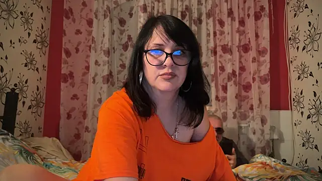 Snapshot of StellarTeam chatting on 12/21/24, 04:46 StellarTeam online show from 12/21/24, 04:46