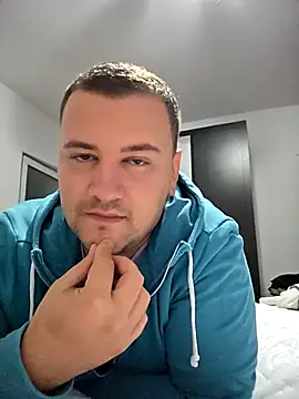 KarlosCarutox online show from 09/17/25, 05:25