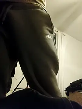 QcMisterv13 online show from 11/29/25, 01:08