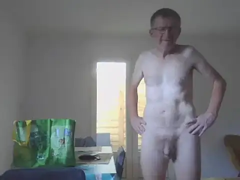 naturiste974 online show from 02/04/25, 08:46