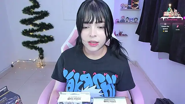 Snapshot of misshoneyxxx chatting on 12/22/24, 03:00 misshoneyxxx online show from 12/22/24, 03:00