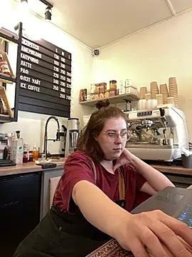 cinnabon  online show from 06/04/26, 01:28