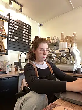 cinnabon  online show from 06/05/26, 11:05
