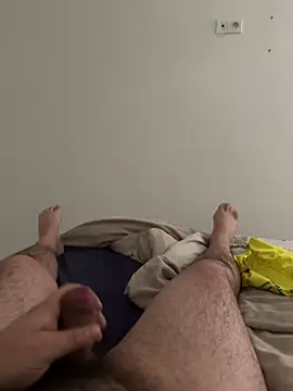 Snapshot of junior49280 chatting on 10/12/25, 11:31 junior49280 online show from 10/12/25, 11:31