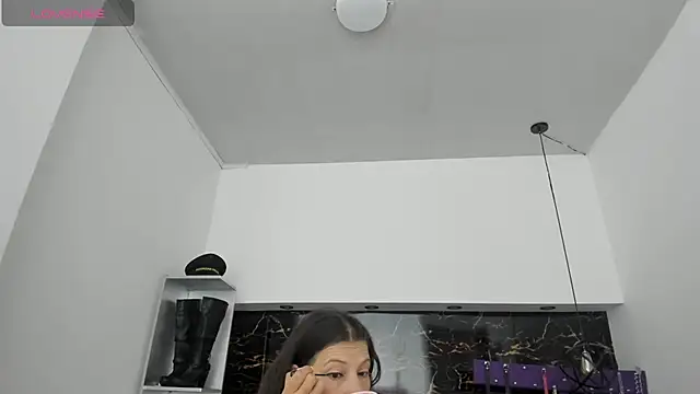 Snapshot of Kathia_Armstrong chatting on 12/24/24, 12:22 Kathia Armstrong online show from 12/24/24, 12:22