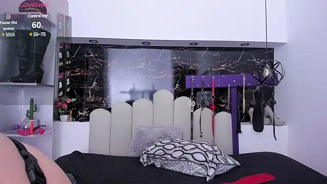 Snapshot of Kathia_Armstrong chatting on 12/27/24, 04:10 Kathia Armstrong online show from 12/27/24, 04:10