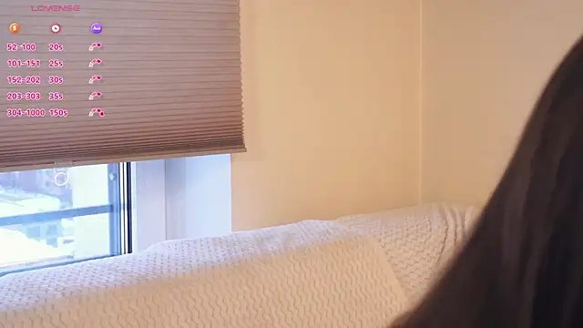 Snapshot of LindaFarmer chatting on 03/05/25, 03:40 LindaFarmer online show from 03/05/25, 03:40