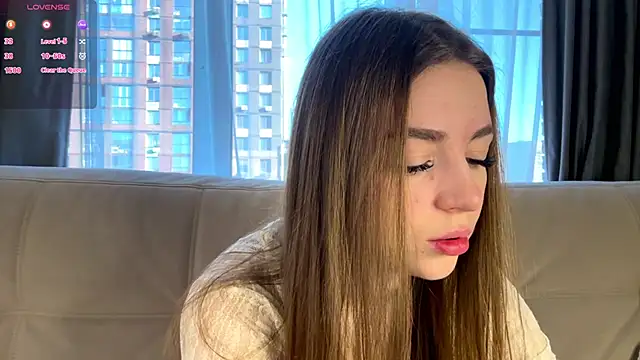 Snapshot of LindaFarmer chatting on 10/08/25, 04:32 LindaFarmer online show from 10/08/25, 04:32