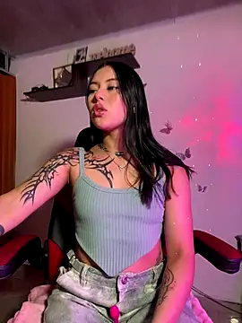 emily 22x online show from 09/29/25, 09:41