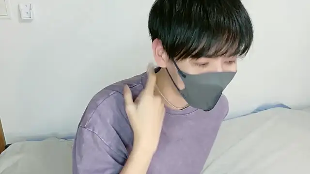 itsme LEON online show from 03/29/26, 01:11