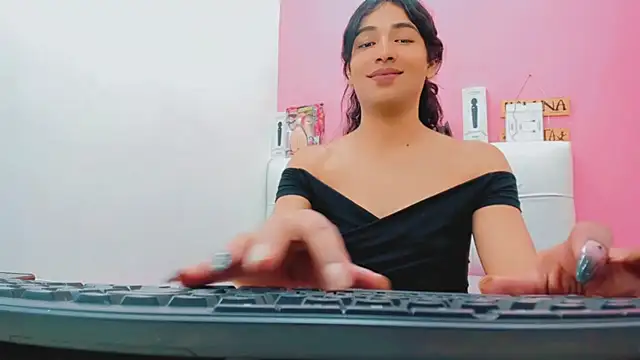 antonela xxx online show from 06/24/26, 09:03