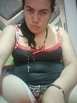 Snapshot of naughty-sharlot chatting on 05/23/26, 01:44 naughty-sharlot online show from 05/23/26, 01:44