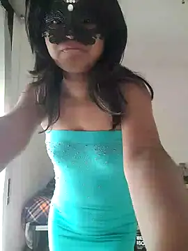 Snapshot of Bella_Luna18 chatting on 12/09/24, 10:43 Bella Luna18 online show from 12/09/24, 10:43