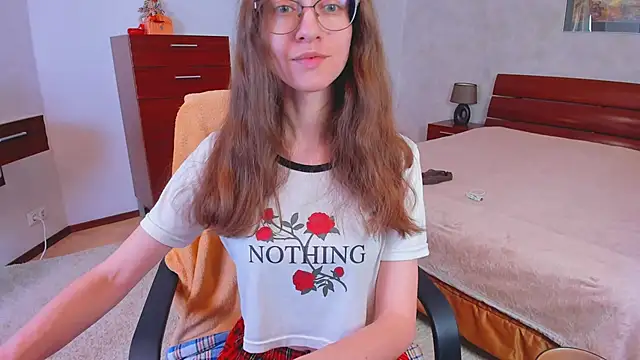 Pantyhose Mila online show from 02/14/26, 08:38