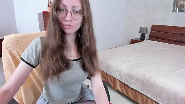 Snapshot of Pantyhose_Mila chatting on 06/17/26, 07:48 Pantyhose Mila online show from 06/17/26, 07:48