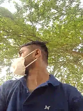 Ishan003 online show from 05/17/26, 01:03