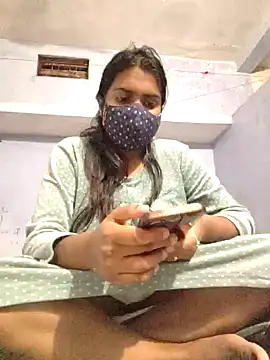 Snapshot of Priya_Strip chatting on 01/19/25, 12:50 Priya Strip online show from 01/19/25, 12:50