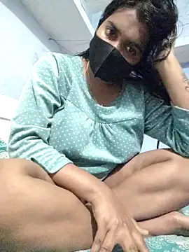 Snapshot of Priya_Strip chatting on 02/14/25, 07:23 Priya Strip online show from 02/14/25, 07:23