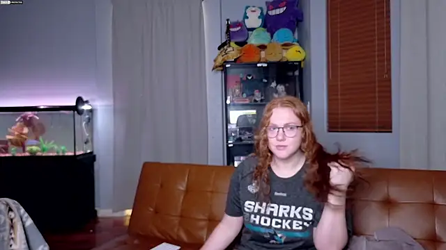 Scarlettredff online show from 11/16/25, 05:02