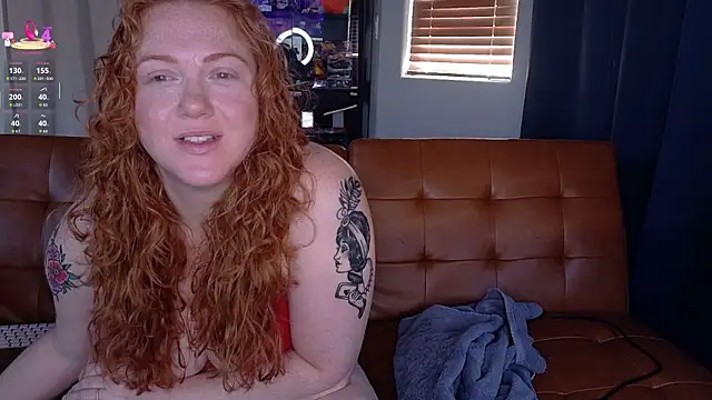 Snapshot of Scarlettredff chatting on 06/29/26, 01:12 Scarlettredff online show from 06/29/26, 01:12