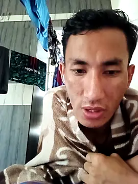 Snapshot of your_chiru chatting on 10/22/25, 03:40 your chiru online show from 10/22/25, 03:40