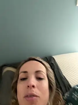 Annelibre online show from 03/22/25, 06:22