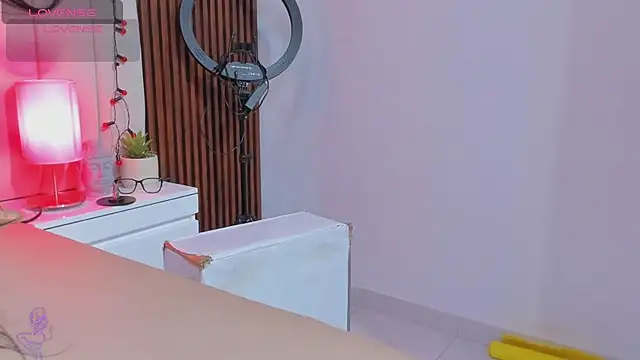 Meli castillo online show from 02/26/25, 02:25