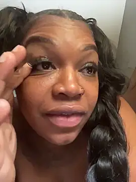 Snapshot of Gripperke00 chatting on 11/30/25, 04:16 Gripperke00 online show from 11/30/25, 04:16