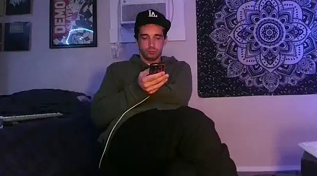 Snapshot of SirCharlesXXX chatting on 02/12/25, 12:58 SirCharlesXXX online show from 02/12/25, 12:58