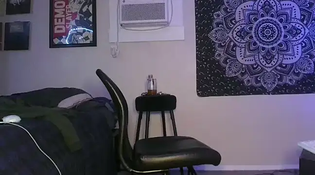 Snapshot of SirCharlesXXX chatting on 02/12/25, 05:26 SirCharlesXXX online show from 02/12/25, 05:26