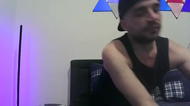Snapshot of SirCharlesXXX chatting on 02/20/25, 02:07 SirCharlesXXX online show from 02/20/25, 02:07