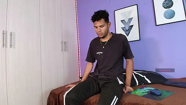 miaa lux online show from 02/07/25, 06:56