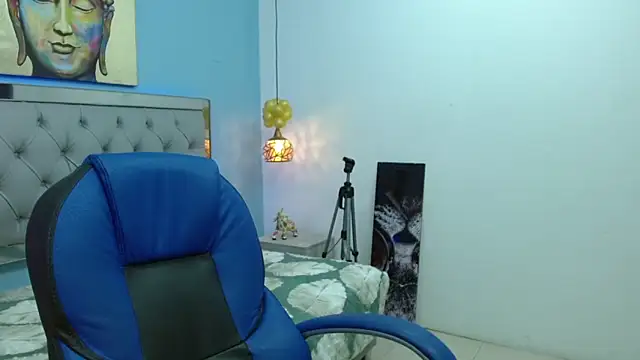 JackSwan18 online show from 12/22/24, 02:06