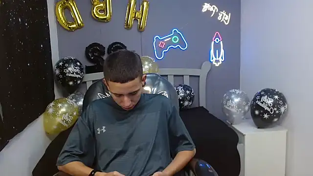 JackSwan18 online show from 01/03/25, 02:08