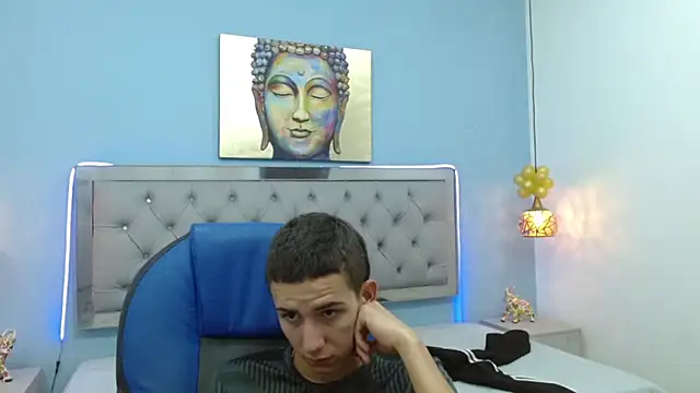 JackSwan18 online show from 01/20/25, 04:32