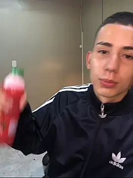 JackSwan18 online show from 10/14/25, 04:02