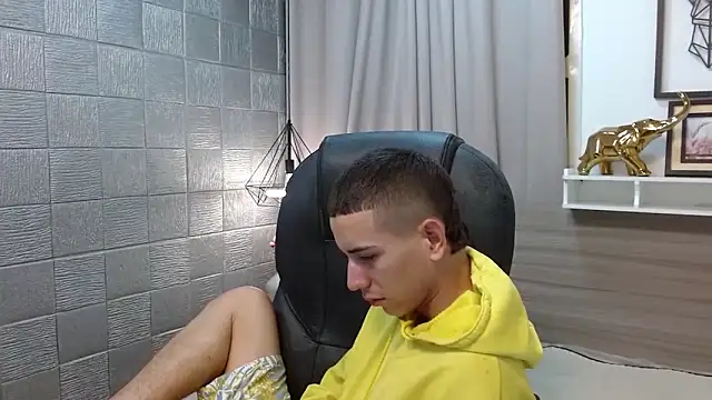 JackSwan18 online show from 12/17/25, 06:25