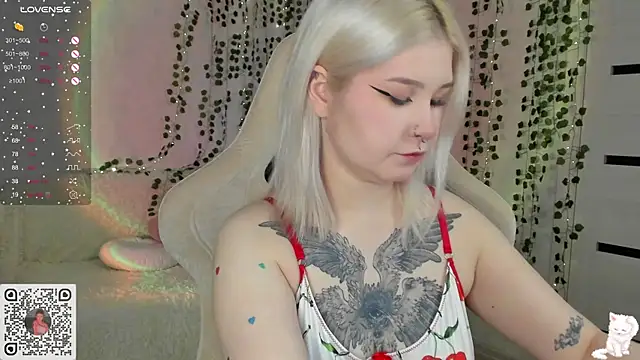 chillycharm online show from 02/10/25, 12:52