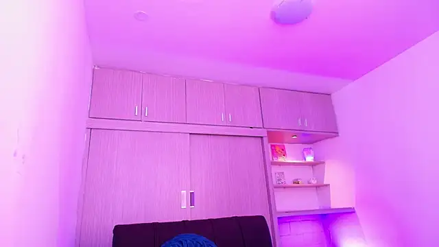 Shenoa1 online show from 03/13/25, 05:28