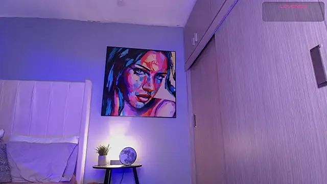 Shenoa1 online show from 12/15/25, 02:43