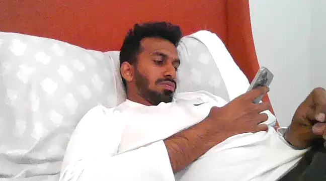 Snapshot of skinny__boy__ chatting on 02/21/25, 07:10 skinny boy online show from 02/21/25, 07:10