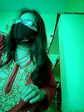 Snapshot of heenage chatting on 01/09/25, 09:27 heenage online show from 01/09/25, 09:27