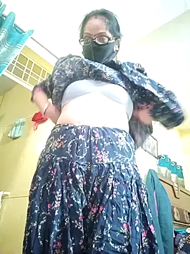 Snapshot of heenage chatting on 02/03/25, 04:04 heenage online show from 02/03/25, 04:04