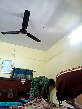 Snapshot of heenage chatting on 03/06/25, 04:41 heenage online show from 03/06/25, 04:41